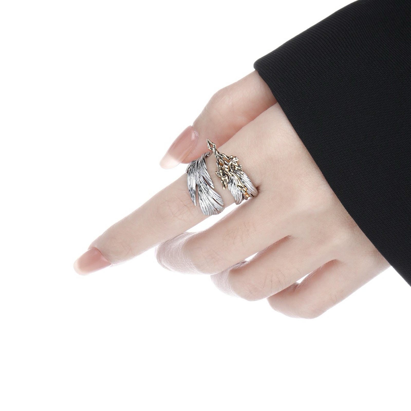 Feather Ring Black/White