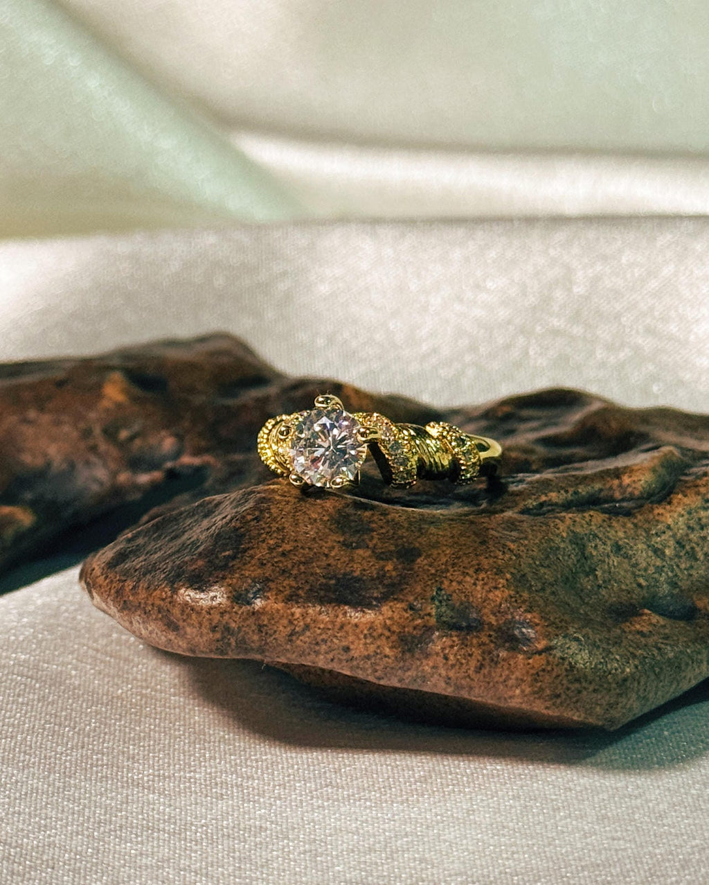 Vintage Twisted Ribbon Ring