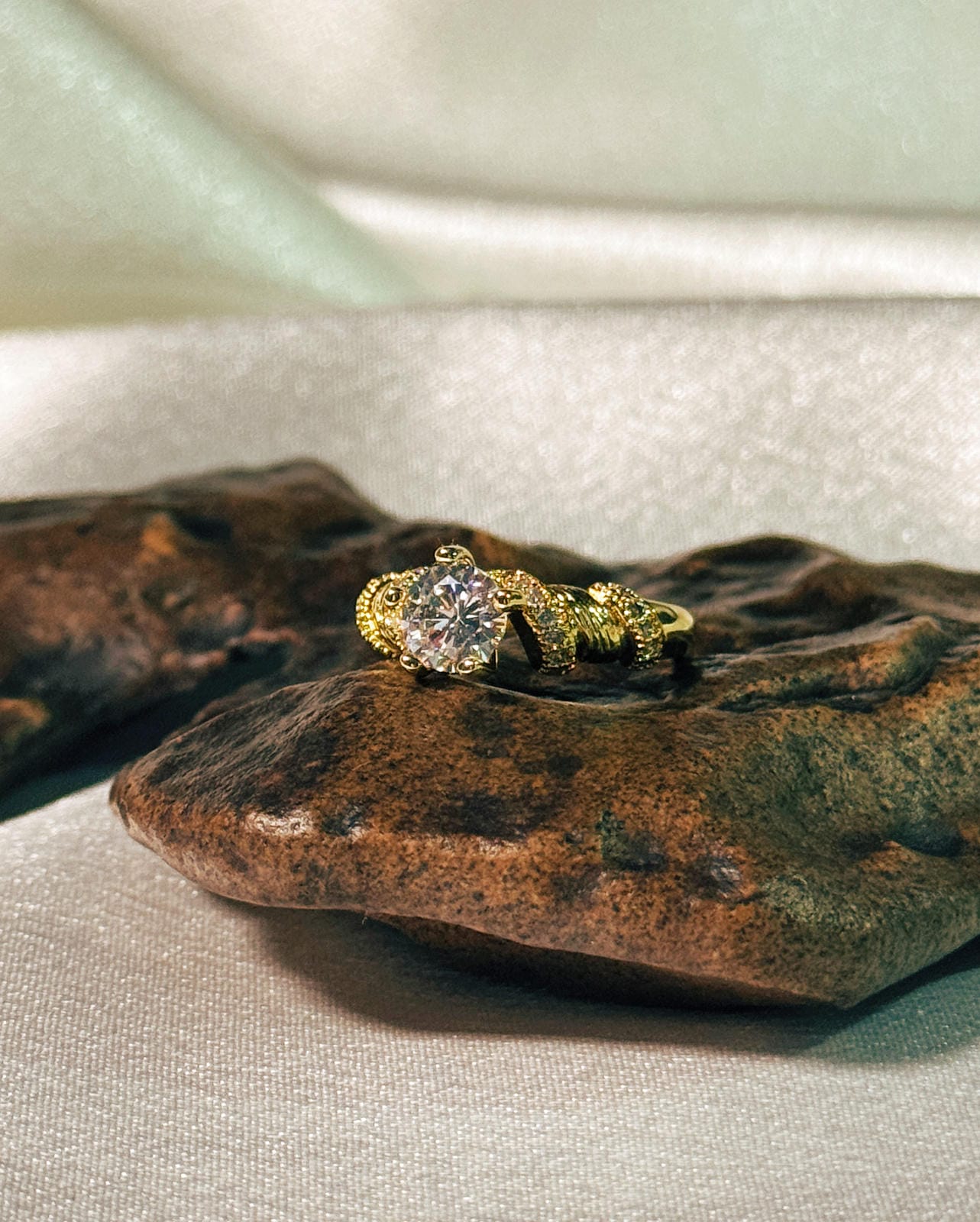 Vintage Twisted Ribbon Ring