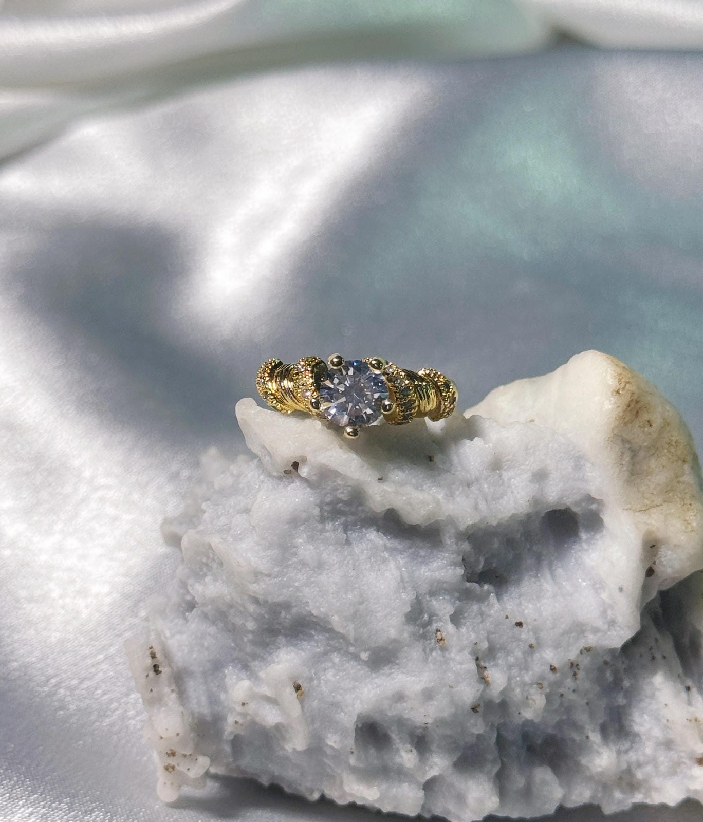 Vintage Twisted Ribbon Ring